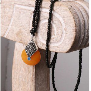 3/25 Turquoise Flower Detail Beaded Necklace